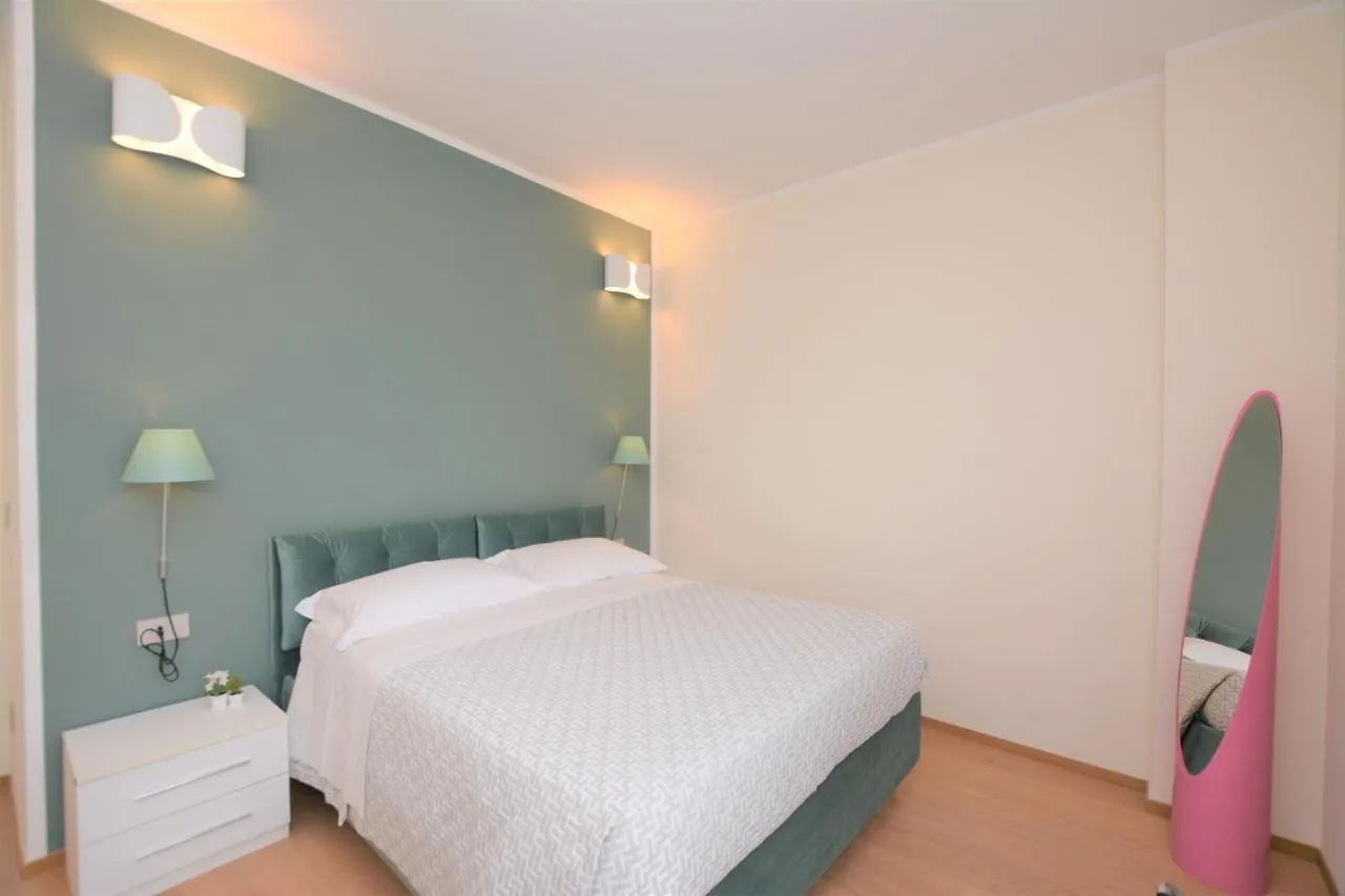 La Dotta Apartments - Via Jacopo Barozzi 2 contacts